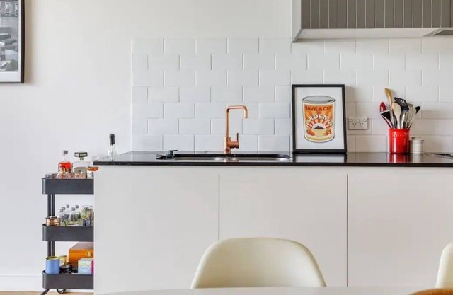 Cosy warehouse-style 2-bedroom apartment