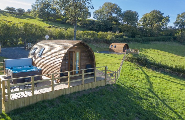 Standard-Hot Tub-Cabine-Douche