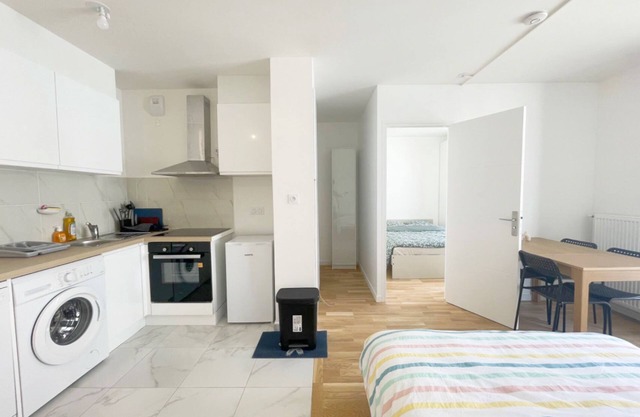 Cosy, Wi-Fi, Clean, Transport, Asnières, Neuf !