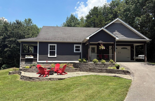 Cottage at Sunnyside/Private/5 Wooded Acres/Garage