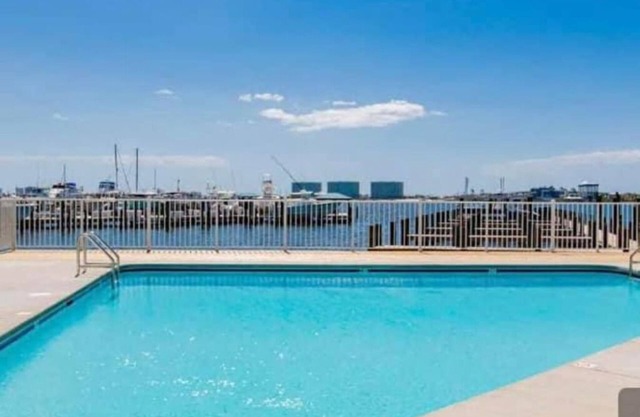 Cottage-Boater's Dream, Pool Access
