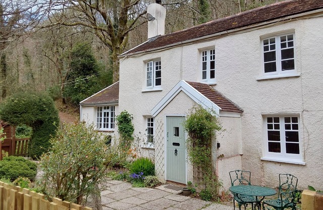 Cottage par l'East River Lyn dans le cœur du parc national d'Exmoor près de Lynmouth