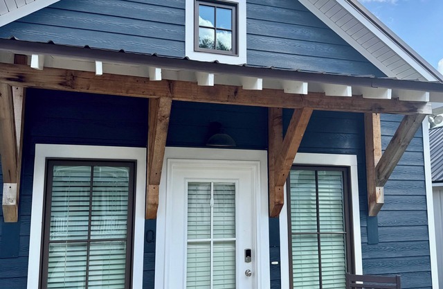 Cottage District Q