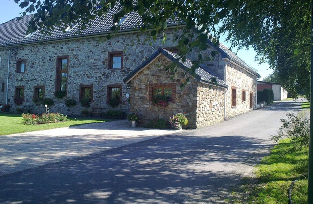 Gîte confortable avec sauna situé à BaugnezMalmedy