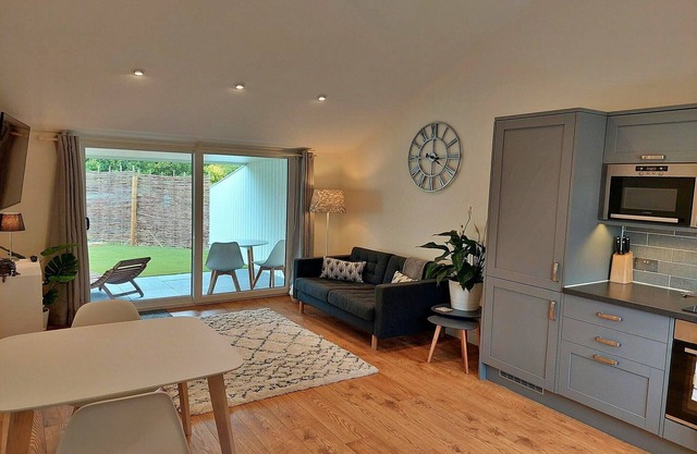 Cottage exquis avec bain à remous 5 places, Sans dépôt