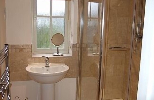 Cottage dans Great Central Village Location. Promenades de pays disponibles.