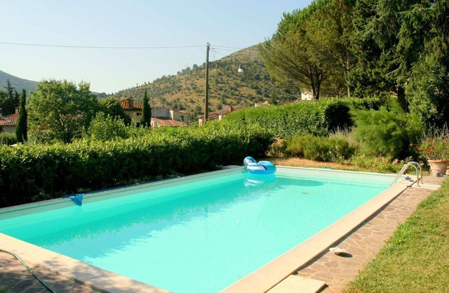 Ferme toscane à Lucques avec piscine