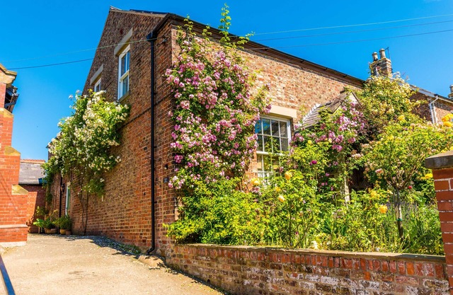 Cottage dans un village avec une belle vue sur les collines de Hambleton et White H