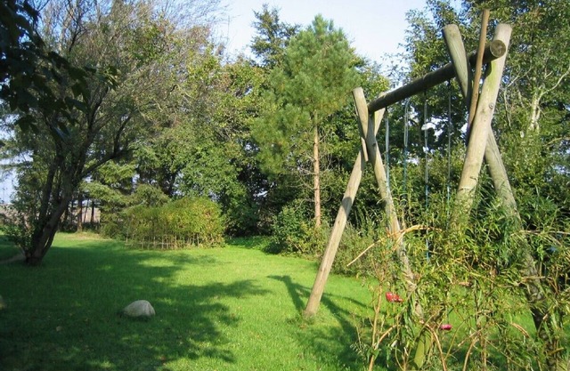 Maison avec grand jardin, près des lais