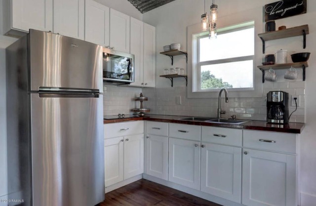 Cottage sur 5 acres, à distance de marche de tout Cajun!