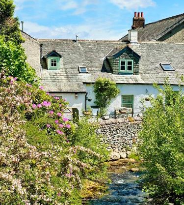 Cottage On The Brook