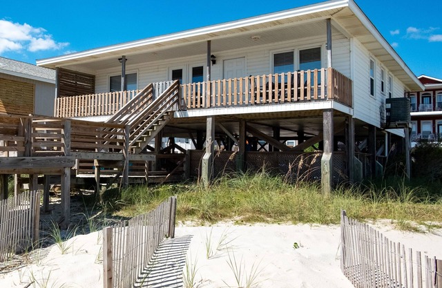 Front de mer, chiens bienvenus, Ocean Isle Beach