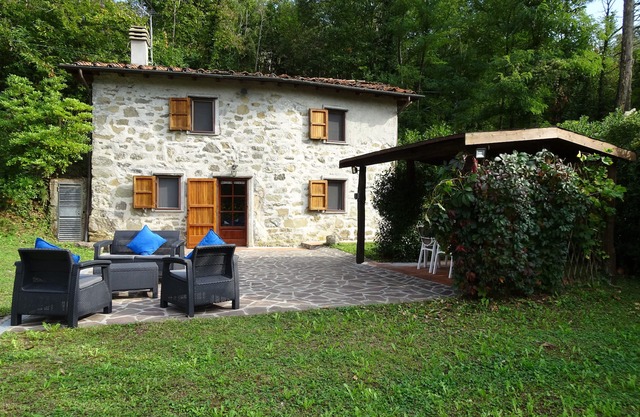 Cottage situé dans ses propres bois près de Lucca