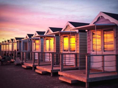 Cottage - Sleeps4 - PetFriendly - Garden - ByBeach