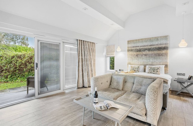 Cottage Suite 5, Kentisbury Grange - a suite that sleeps 2 guests in 1 bedroom