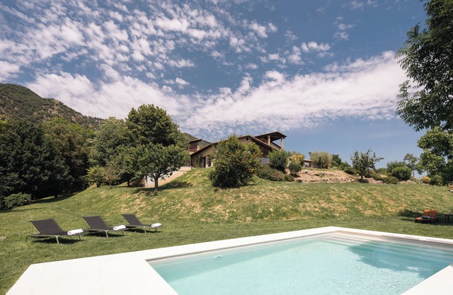 Maison de campagne "Mas Redortra" avec vue sur la montagne, Wi-Fi et climatisation