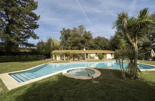 Maison de campagne "Can Mariné" avec vue sur les montagnes, piscine privée et Wi-Fi