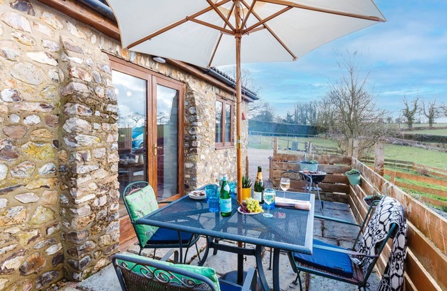 Country Cottage sleeping 4 in the Blackdown Hills AONB - dog friendly