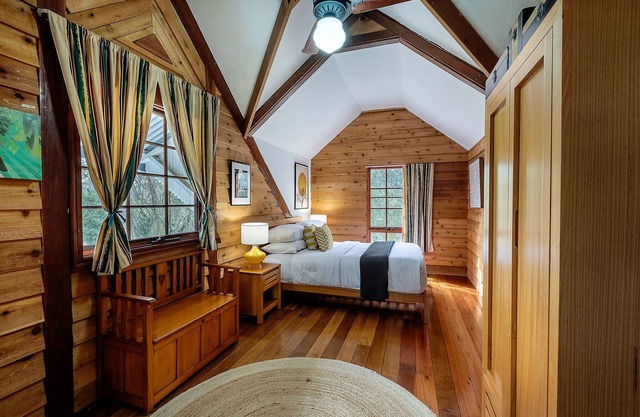 two8seven5 boutique stays - in the Wollombi Village