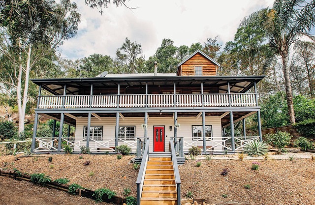 Country Escape- The Ultimate Group Getaway