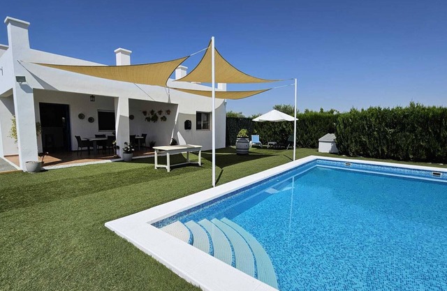 Maison de campagne "Casa Rural The Hope" avec piscine privée, Wi-Fi et climatisation