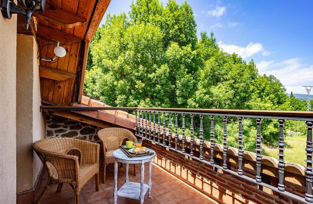 Maison de campagne "Casa El Campano" avec vue sur les montagnes, terrasse privée et Wi-Fi
