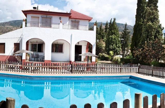 Maison de campagne 'Ana - Cortijo Puerta' avec piscine privée, Wi-Fi et climatisation
