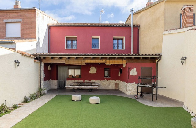 Maison de campagne 'Aurora' avec piscine privée, jardin privé et Wi-Fi