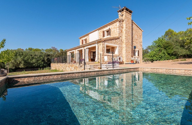 Maison de campagne "Ca Na Capellana" avec vue sur les montagnes, piscine privée et Wi-Fi