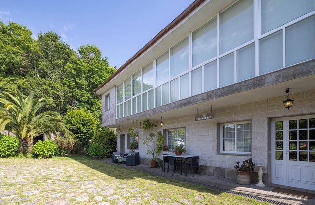 Maison de campagne "Casa Da Carballeira" avec vue sur les montagnes, jardin privé et Wi-Fi
