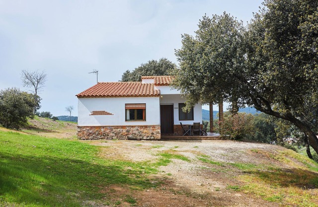 Maison de campagne 'Casa La Cimbarra' avec vue sur les montagnes, piscine partagée et climatisation