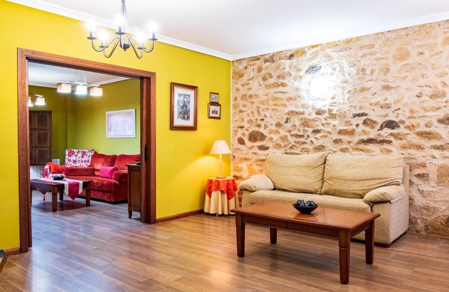 Maison de campagne "Casa Rural Doña Manuela" avec terrasse privée, jardin privé et Wi-Fi