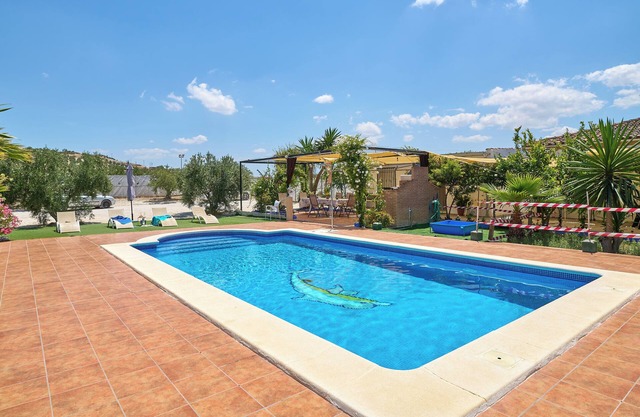Maison de campagne 'Casa Rural La Brisa' avec vue sur les montagnes, piscine privée et climatisation