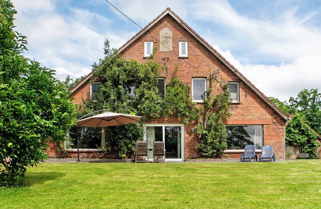 Country House 'Friesenhof' with Shared Terrace, Private Garden and Wi-Fi