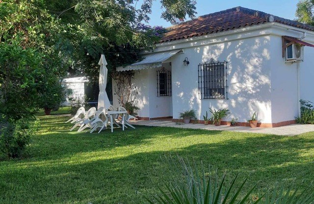 MAISON DE CAMPAGNE À SÉVILLE AVEC PISCINE