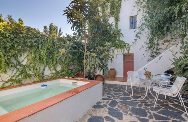 Maison de campagne "La Rana Verde" avec vue sur les montagnes, piscine privée et Wi-Fi