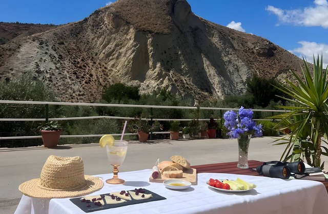 Maison de campagne "La Rosita Alojamiento Rural" avec vue sur la montagne, Wi-Fi et climatisation