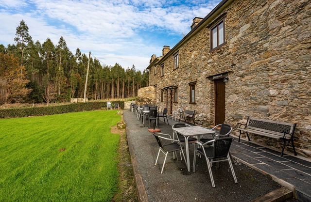 Maison de campagne 'Morouzos' avec terrasse partagée, jardin partagé et Wi-Fi