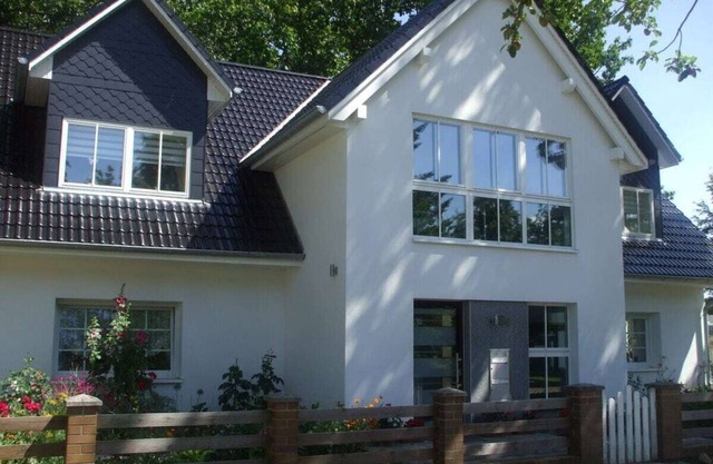 Maison de campagne sur le lac Satow