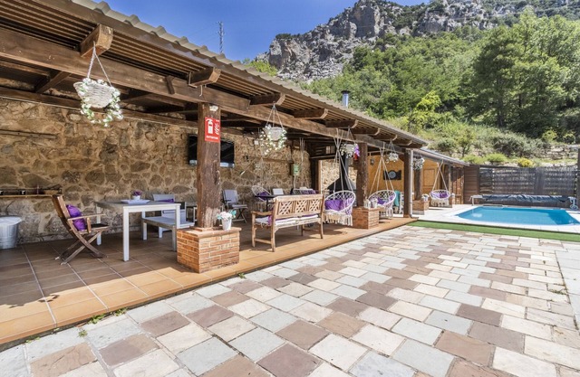 Maison de campagne "Panoramico" avec vue sur le lac, Wi-Fi et climatisation