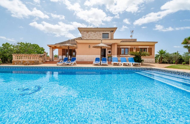 Maison de campagne 'Sa Gravera De Sa Barrala' avec piscine privée, Wi-Fi et climatisation