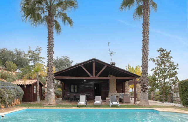 Maison de campagne "Villa Ronda" avec vue sur les montagnes, Wi-Fi et climatisation