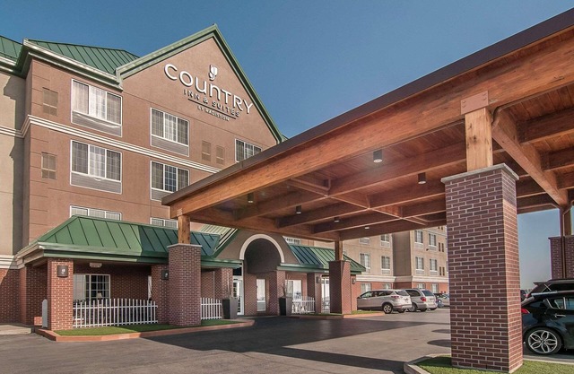 Country Inn & Suites by Radisson, Rapid City, SD