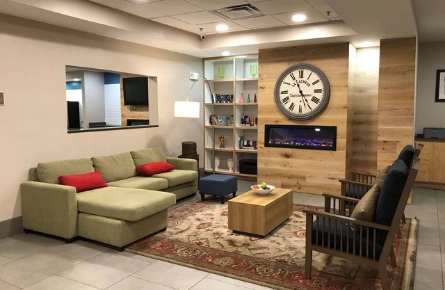 Country Inn & Suites by Radisson, Emporia, VA