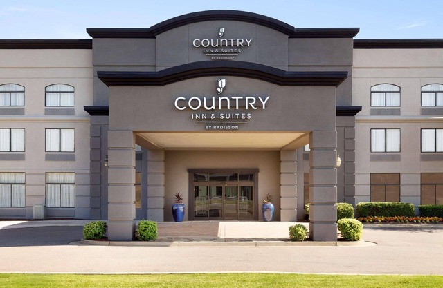 Country Inn & Suites by Radisson, Wolfchase-Memphis, TN