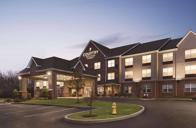 Country Inn & Suites by Radisson, Fairborn South, OH
