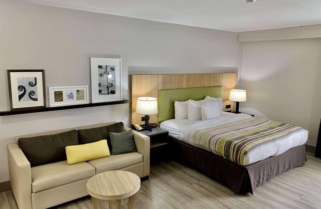 Country Inn & Suites by Radisson, Sandusky South, OH