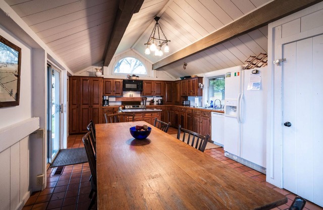 Vues imprenables et intimité! Près du ski! 4BR / 2BA