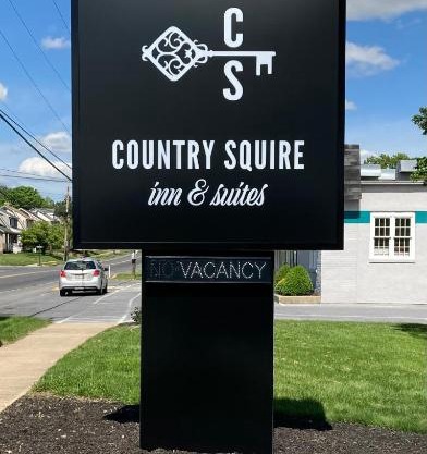 Country Squire Inn and Suites