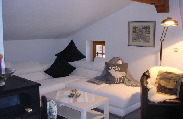 Country-style apartment with mountain views and proximity to the lift in the Zil
